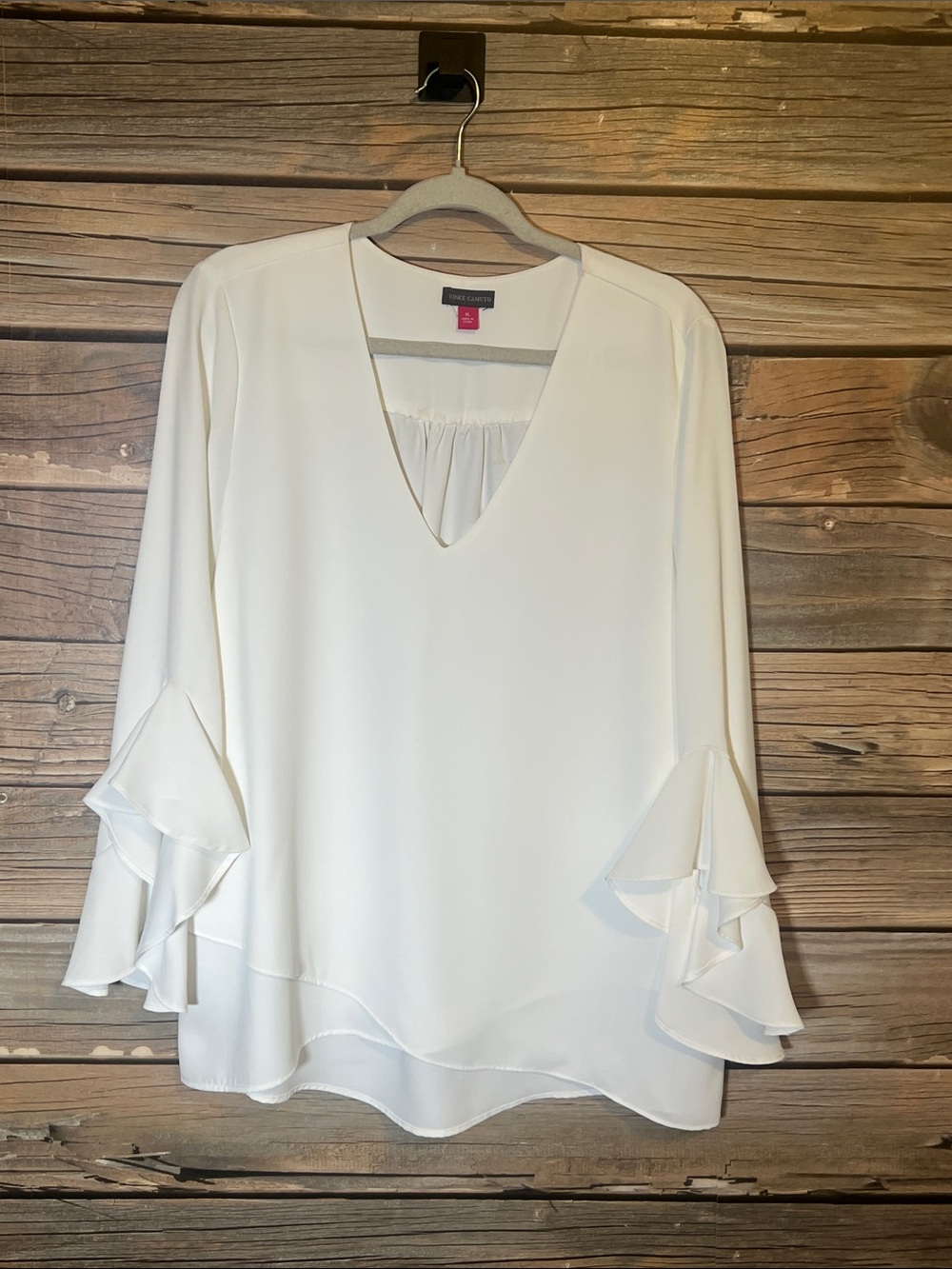 Vince Camuto Ivory V-Neck Blouse with Ruffle Sleeves